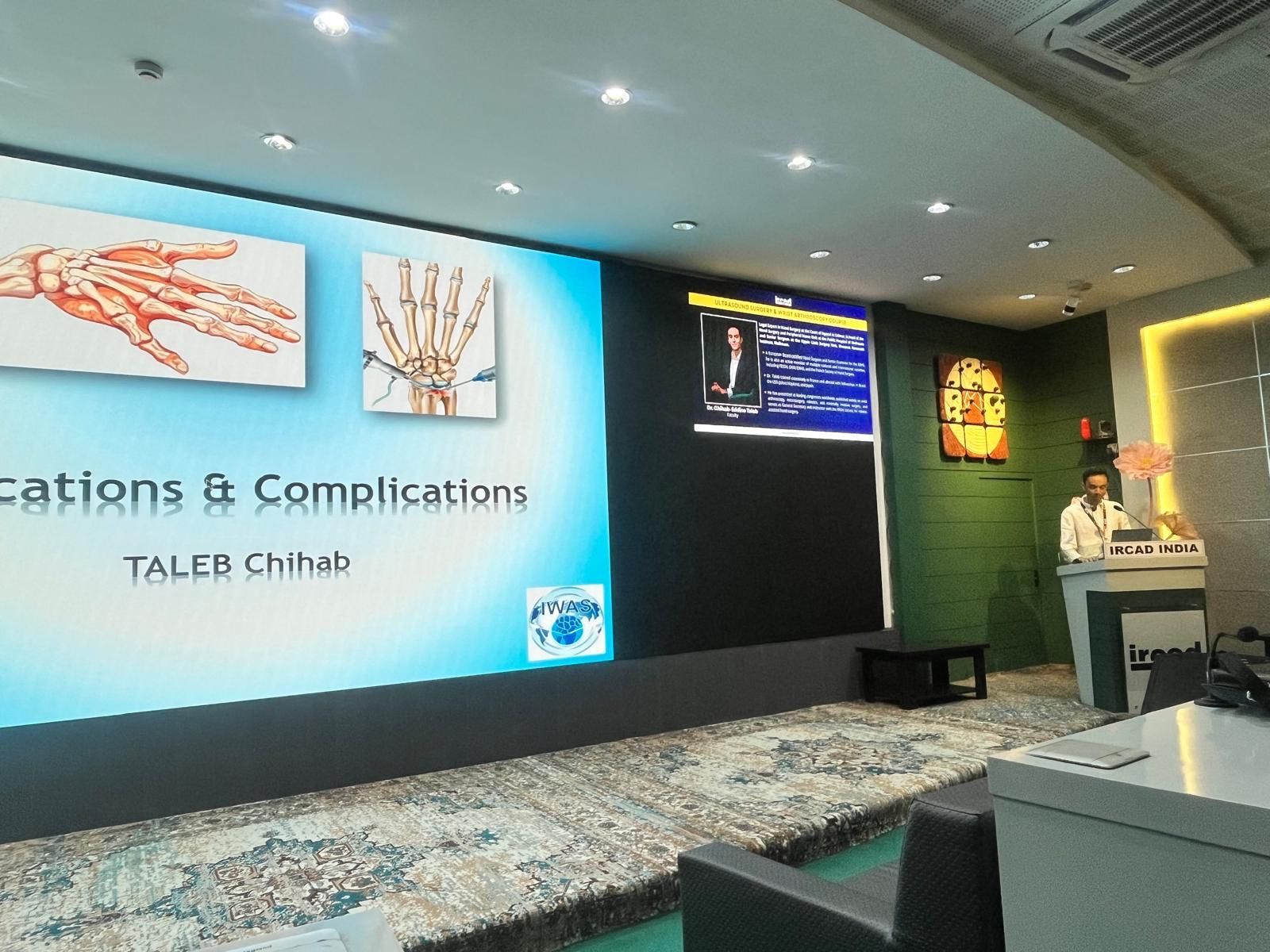 Cours IRCAD Inde en arthroscopie du poignet